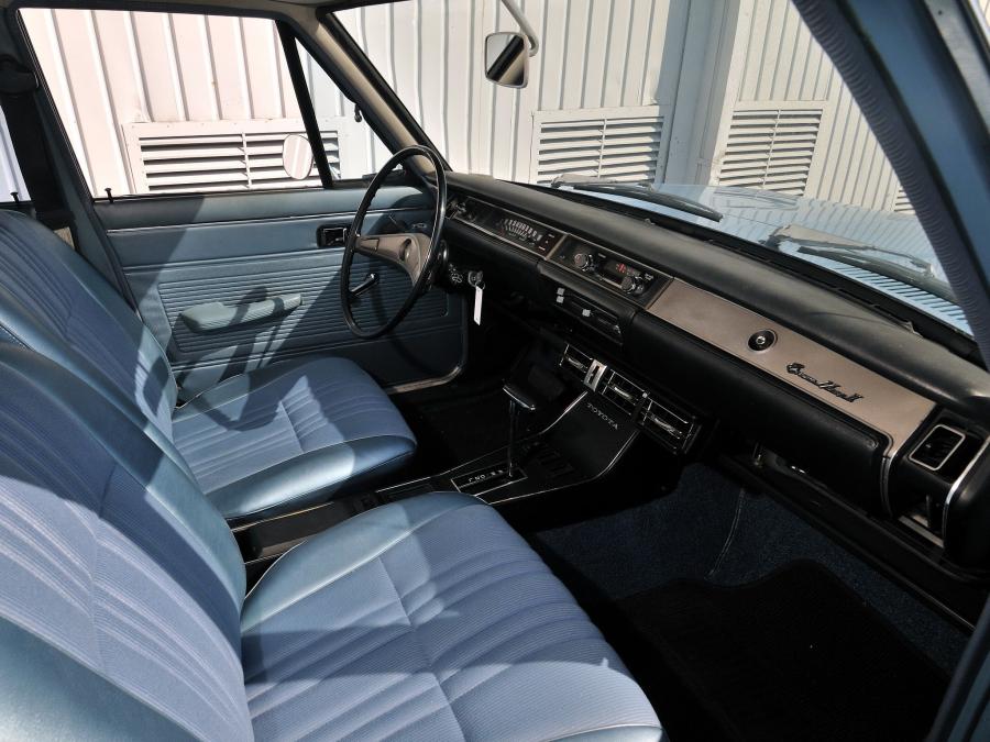  Toyota Corona Mark II Van 1968 года  (фото 4 из 4)